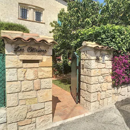 Familiale Cap D'antibes 7 Personnes Villa