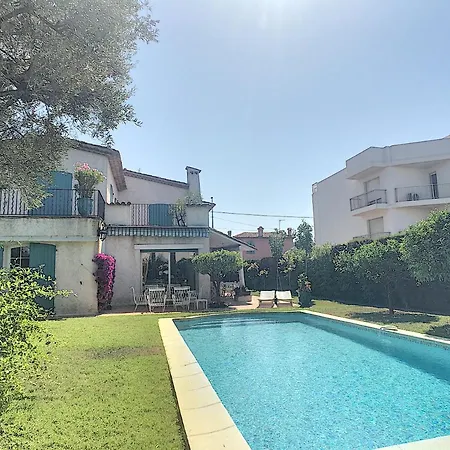 Familiale Cap D'antibes 7 Personnes Вілла *