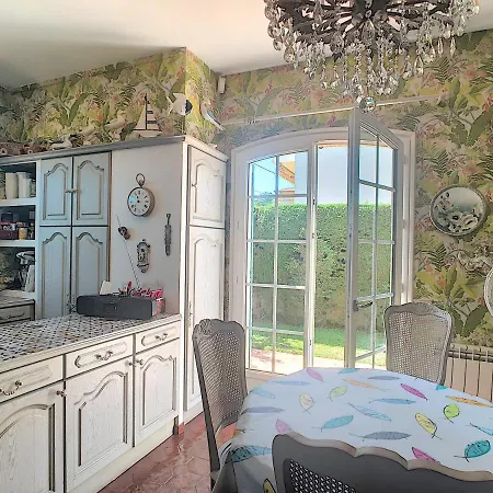 Villa Familiale Cap D'antibes 7 Personnes *