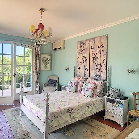 Villa Familiale Cap D'antibes 7 Personnes *