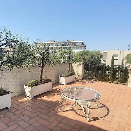 Familiale Cap D'antibes 7 Personnes Villa