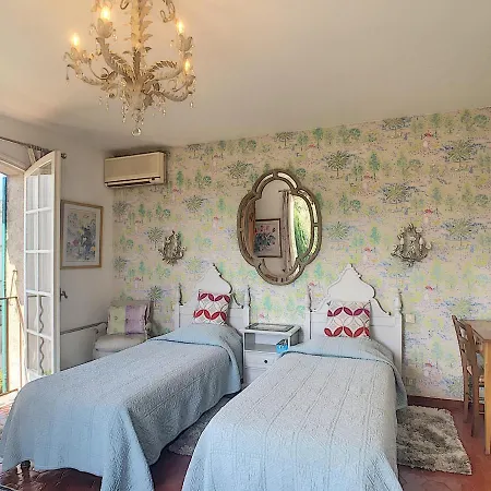 Familiale Cap D'antibes 7 Personnes Villa Antibes